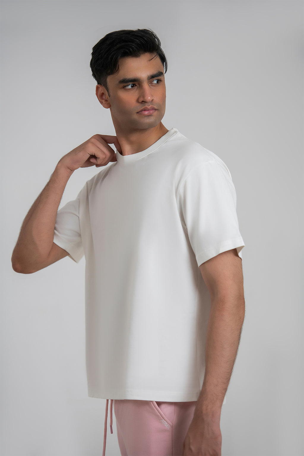 Laila Graphic Tee
